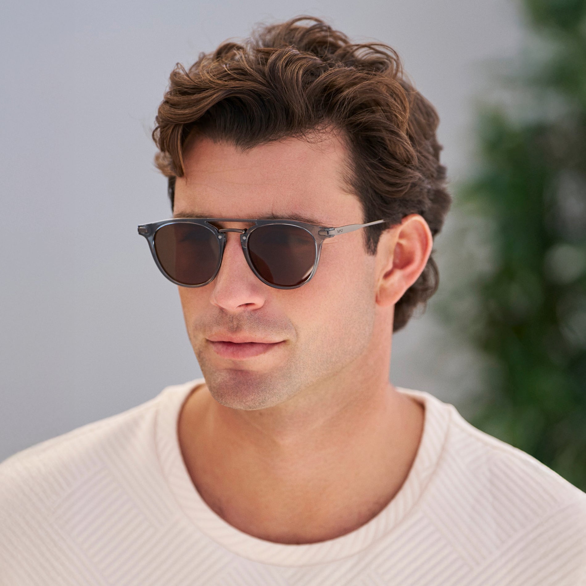 Hayes | 1127 Polarized